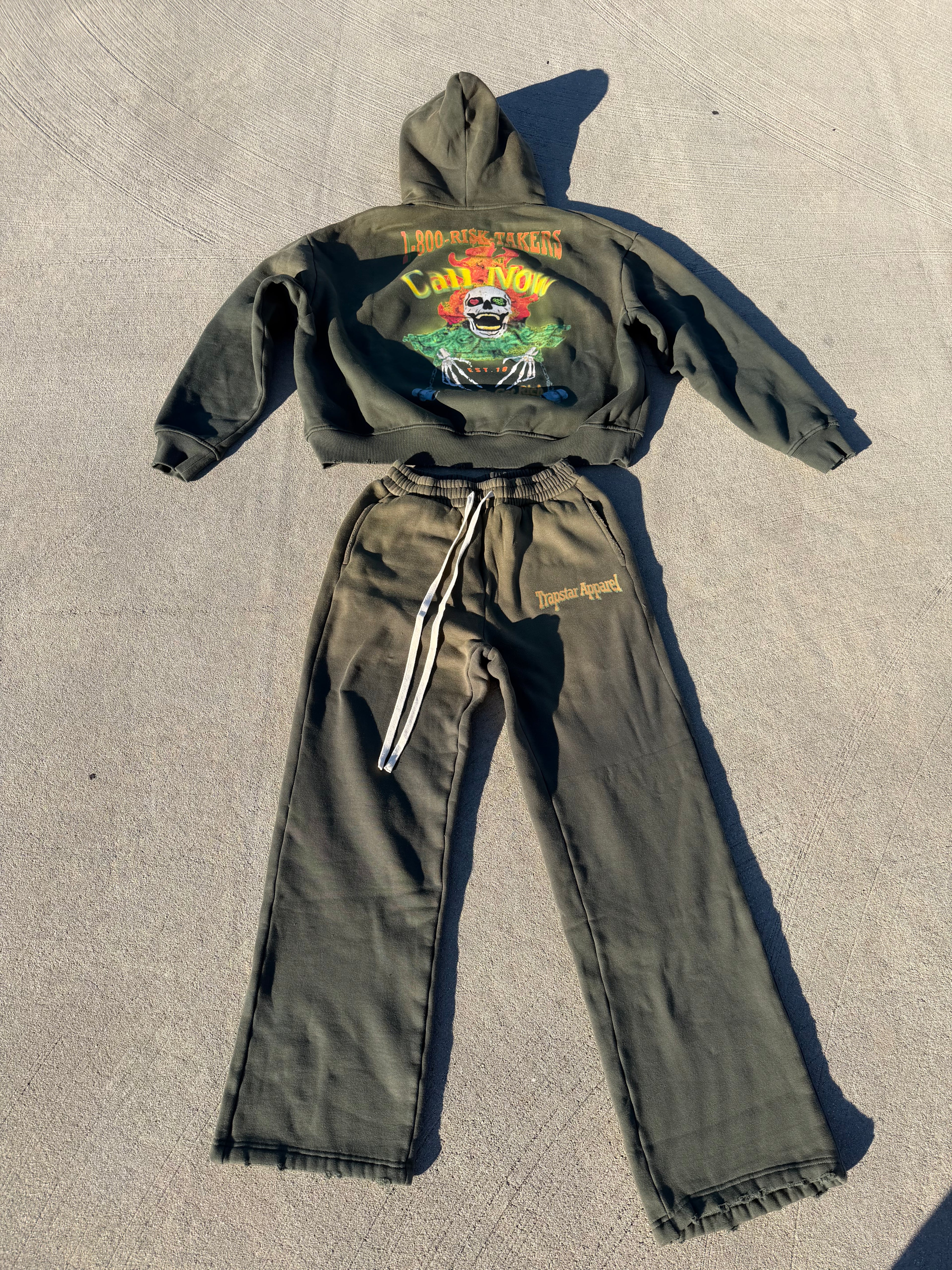 “1-800 Risk Takers” Sun-dried Set